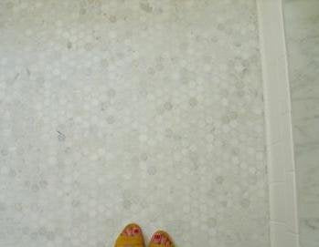 White Marble 1" Hexagon HONED Mosaic Tile Meshed on 12x12 sheet - Tilefornia