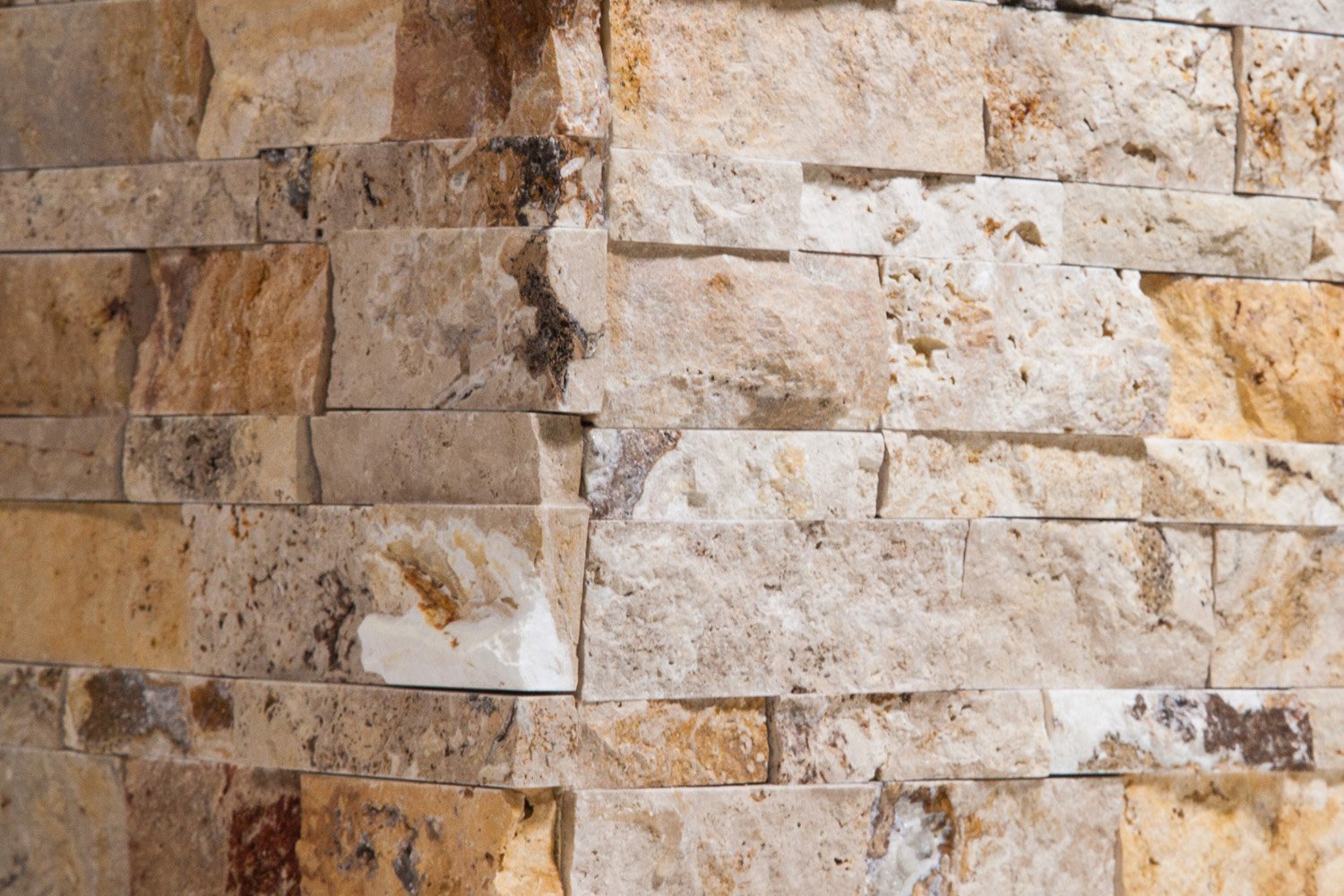 Valencia Travertine Stacked Ledger Wall Panel Tile Corner, Split-faced (25 PCS.) - Tilefornia
